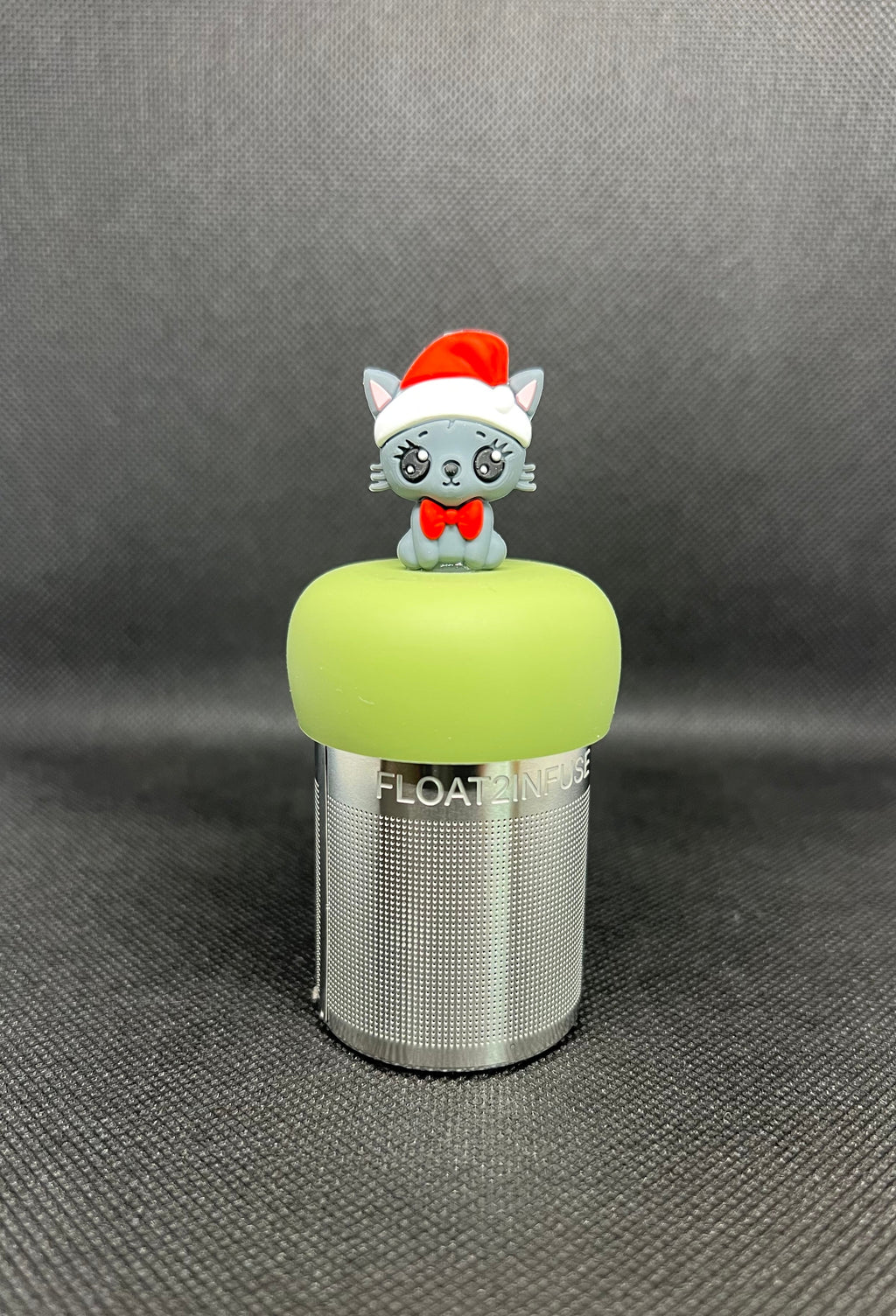 Christmas cat floating tea steeper with green base
