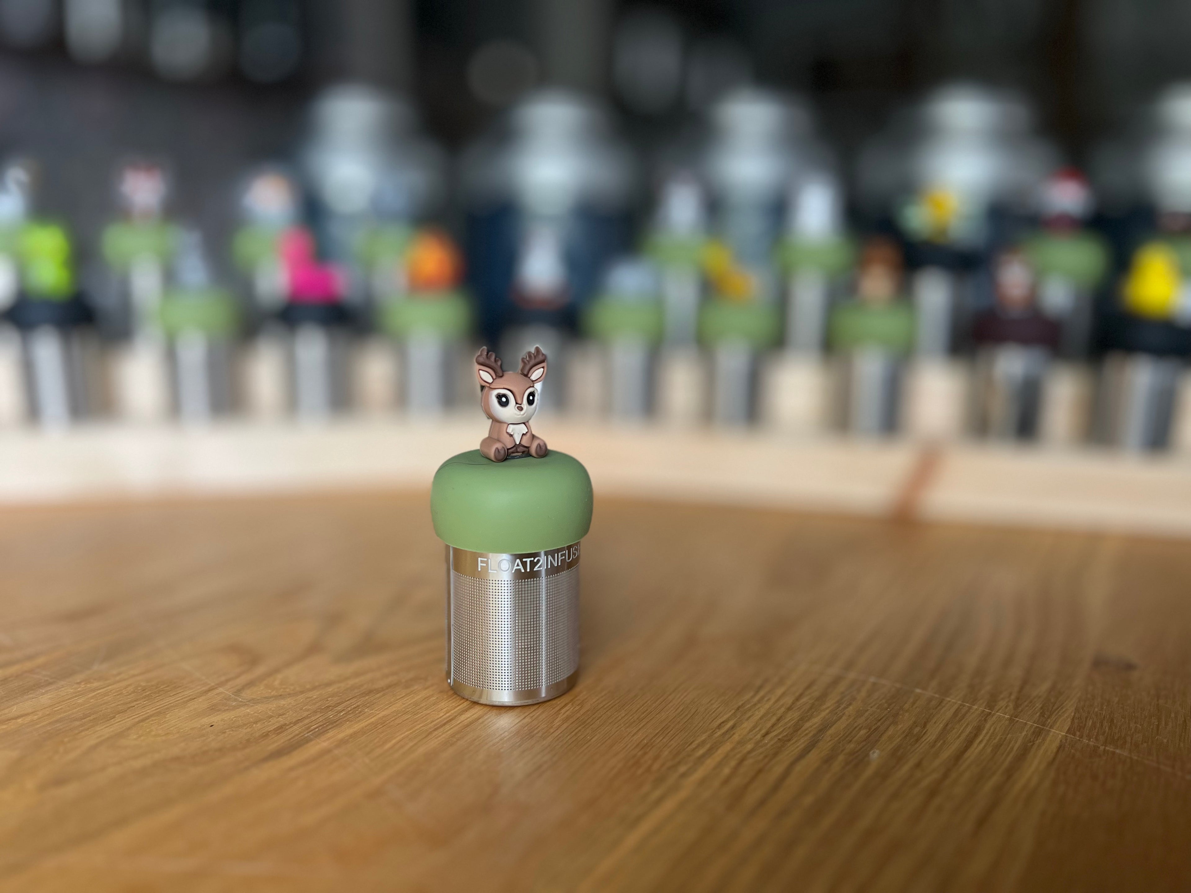 Floating Tea Steeper | Brown Deer | Green Base