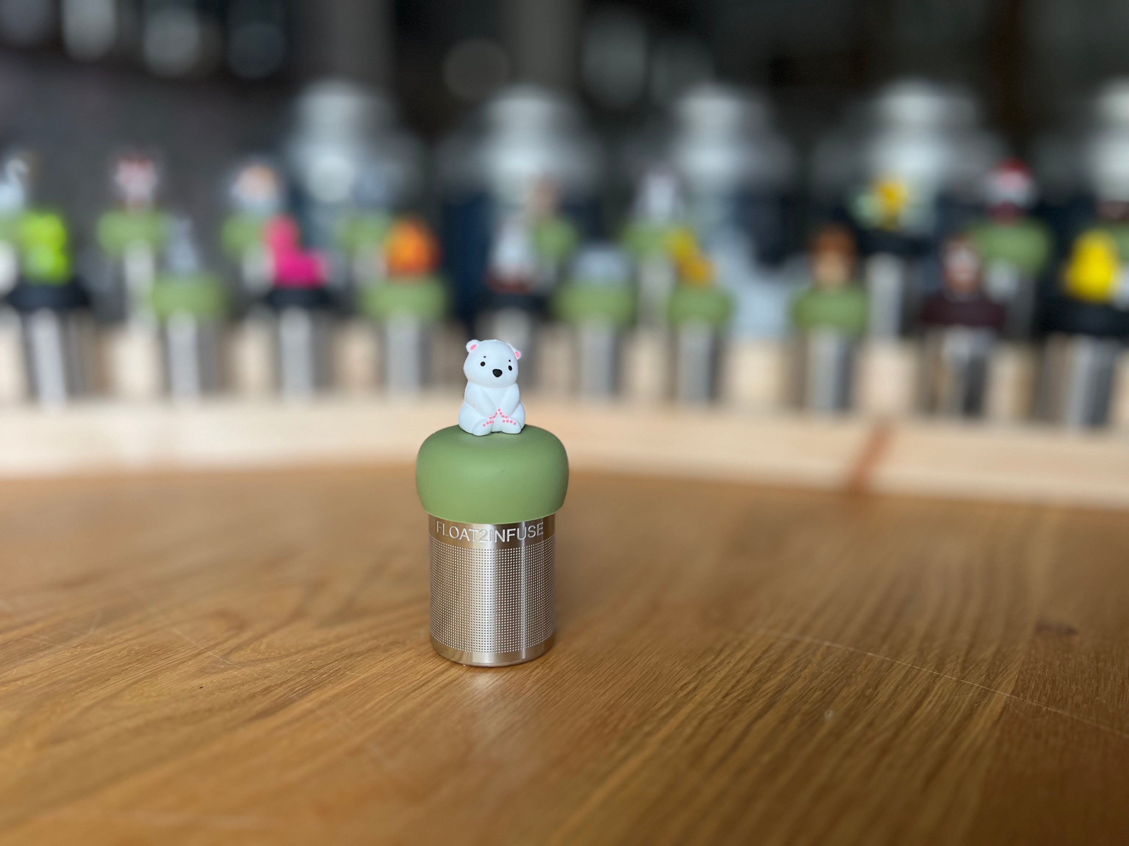 Floating Tea Steeper | Polar Bear | Green Base
